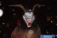 Perchtenlauf Geidorfplatz Graz 20101203 11