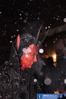 Perchtenlauf Geidorfplatz Graz 20101203 14
