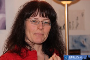 Vernissage Schaetze dieser Welt Auschloessl Graz 17122010 33