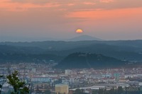Graz im Sommer:  Sonnenaufgang über Graz vom Plabutsch aus gesehen