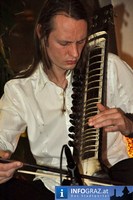 Konzert  Denovaire und Essl Tamilisches Restaurant Dainadoo Graz 20110210 17