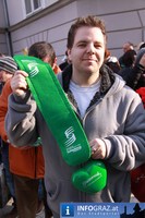 Steiermark Fanmeilen Fanlaeuten Flashmob Graz 20110219 17