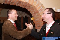 Grossbauer Keuschenhuaba feiert Geburtstag Marienbraeu Graz 20110225 14