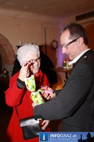 Grossbauer Keuschenhuaba feiert Geburtstag Marienbraeu Graz 20110225 18
