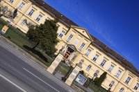 Haus der Barmherzigkeit - Seniorenpflegeheim. Graz 10. Bezirk - Ries 