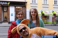 Golden Ei Osteraktion Grazhats Innenstadt Graz 20110415 108