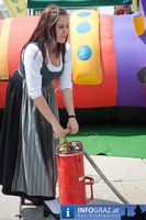 HeldInnen von Heute Karmeliterplatz Graz 20110520 104