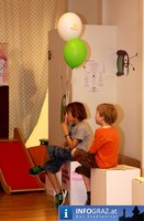 knall bunt Modenschau Familiencafe Flohcircus Graz 20110521 25