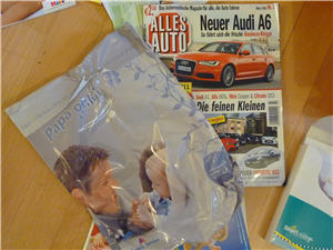 Mutter-Kind-Box,alles Auto,Universitätsklinik Graz,Börse,Babys,Gespräch,Landeskrankenhäuser,lacht,Kaiserschnitt,österreichisch,sozial,gewöhnliche,ungewöhnlich,Baby Erstausstattung
