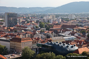 Blick vom Grazer Schloßberg (Kunsthaus)