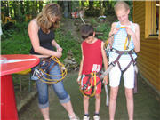 Foto: Niko, Kletterhelm, Sicherheit, Kletterpark, Lechwald, Hilmteich