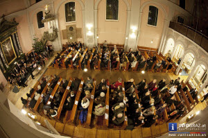 grazer salonorchester,evangelische heilandskirche graz,6. Jänner 2014,verein zur pflege der salonmusikkultur,temperamentvolle melodien,programm,musikalischer streifzug