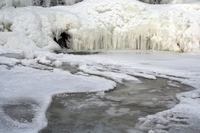 Eisgebilde an der Eicher-Wehr, Raab bei St. Margarethen/Raab