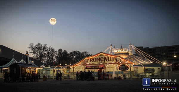 circus roncalli graz,time is honey,2.11.2014,bernhard paul,poesievoll,traditioneller circus