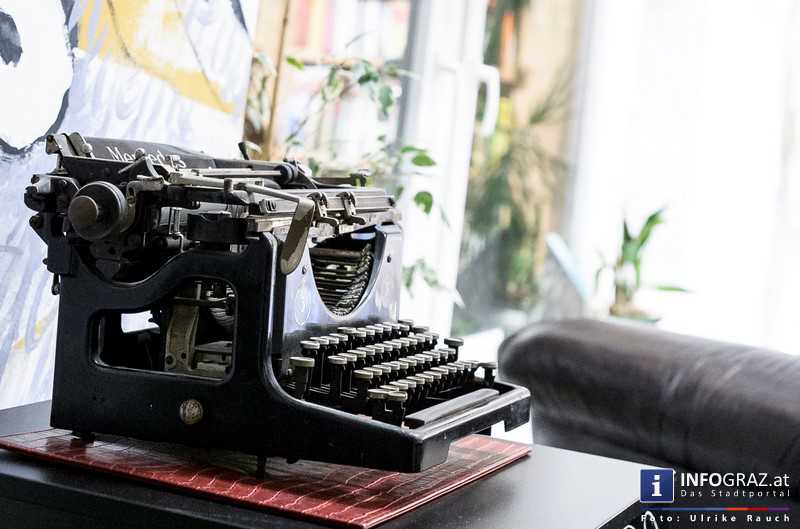 Schreibmaschine,'edition keiper' Graz,philosophie,unmöglich, dichterwettbewerb, poetry slam,kostenlos,bildung,wissenschaft,künstler