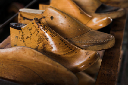 Hallux valgus Schuhe,Hallux valgus Therapie,halux rigidus,halux walgus,Hüftgelenk,Hüftgelenke,Klumpfuß,knie Gelenk,kniearthrose,Massschuh