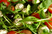 Mozarello,Mozarella,Salat,frisch,Heimservice,Tomaten at,Zucchini Kartoffel,Gemüsekiste Graz