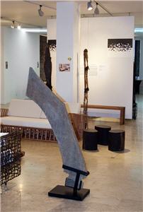 Bauen Wohnen,Einrichten,Galerien,Handel mit Antiquitäten,Gemälden,Kunstgegenstände,Kunsthandel,Kunsthandwerk, Kommode,Wandbehang