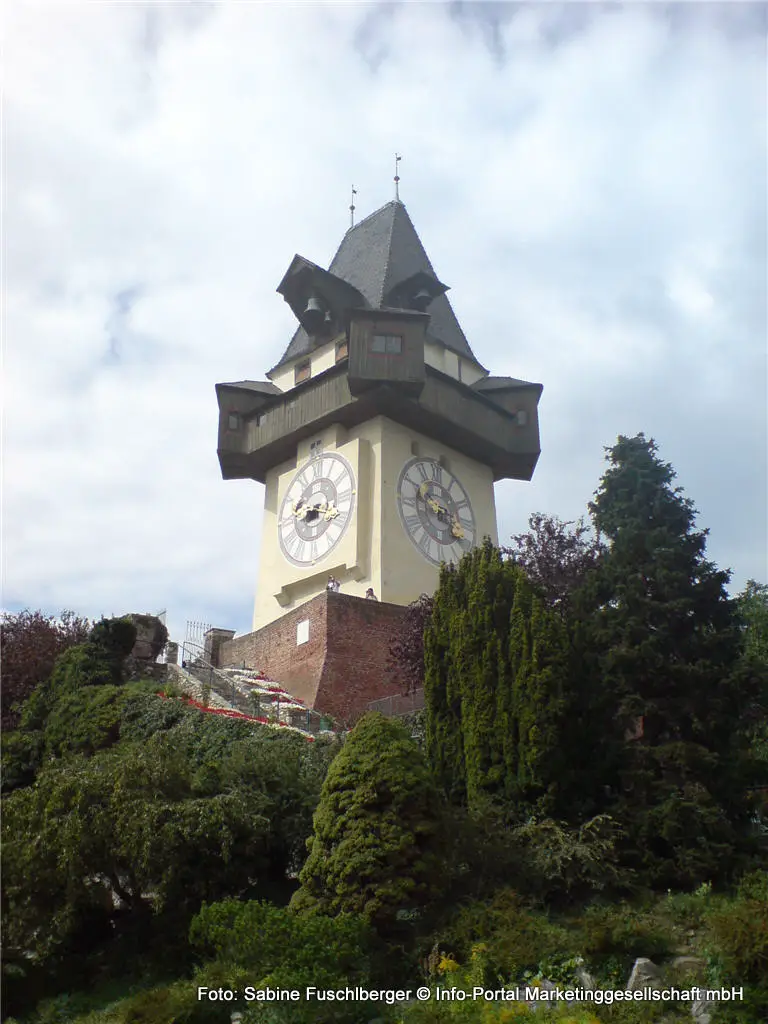 Der Uhrturm am Grazer Schloßberg, das Wahrzeichen von Graz. Graz 1.Bezirk - Innere Stadt 