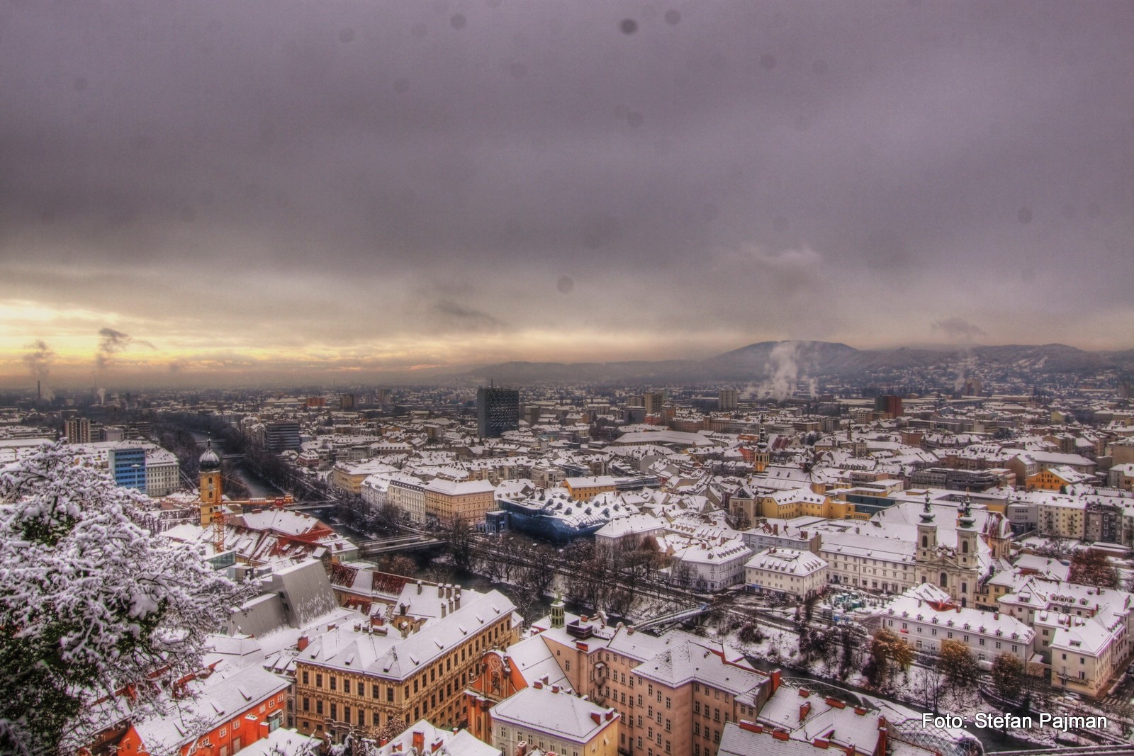 Blick vom Schlossberg über die Altstadt im Winter. Graz 1. Bezirk - Innere Stadt 