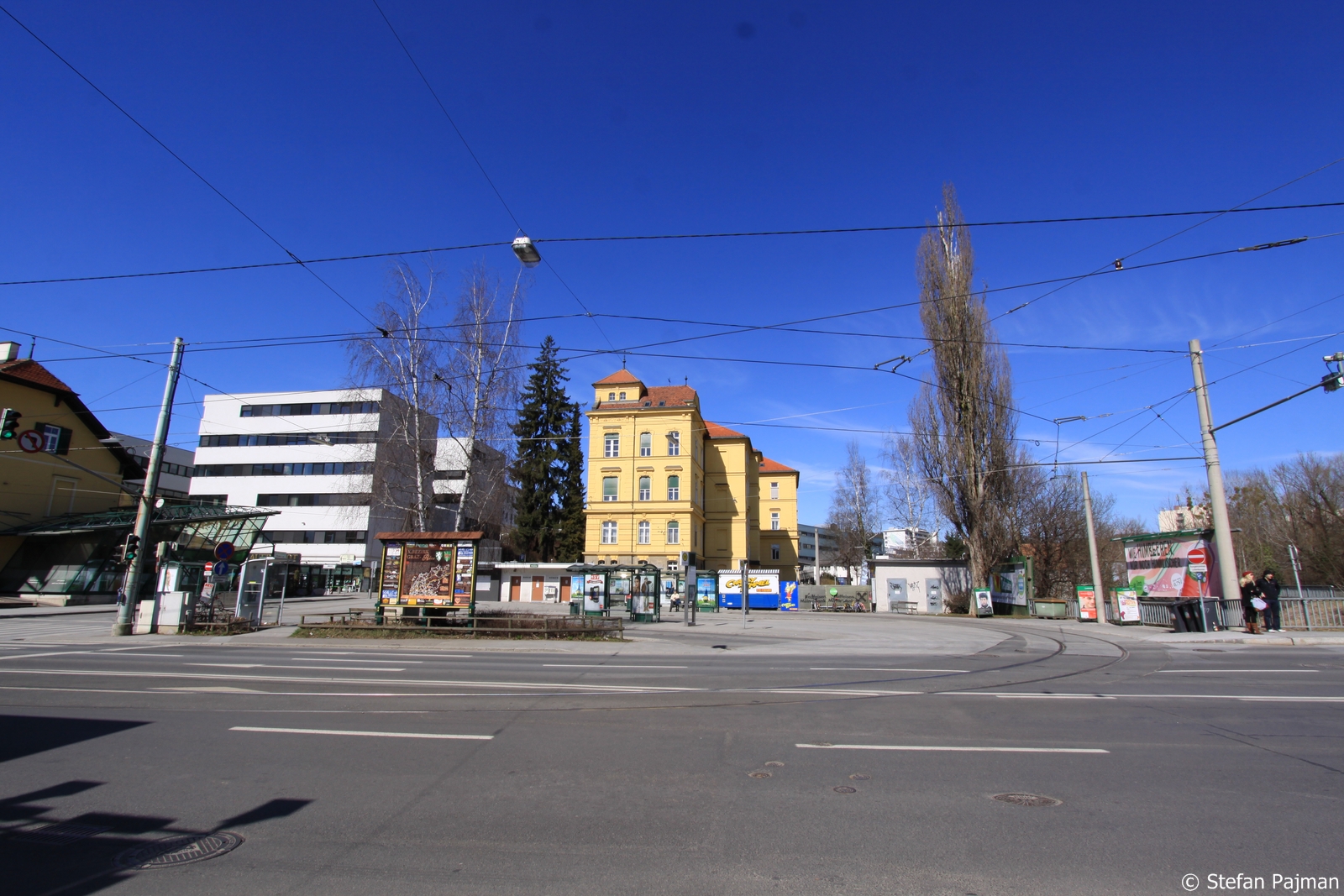 Riesplatz Straßenbahn-Endstation. Graz 10. Bezirk - Ries 