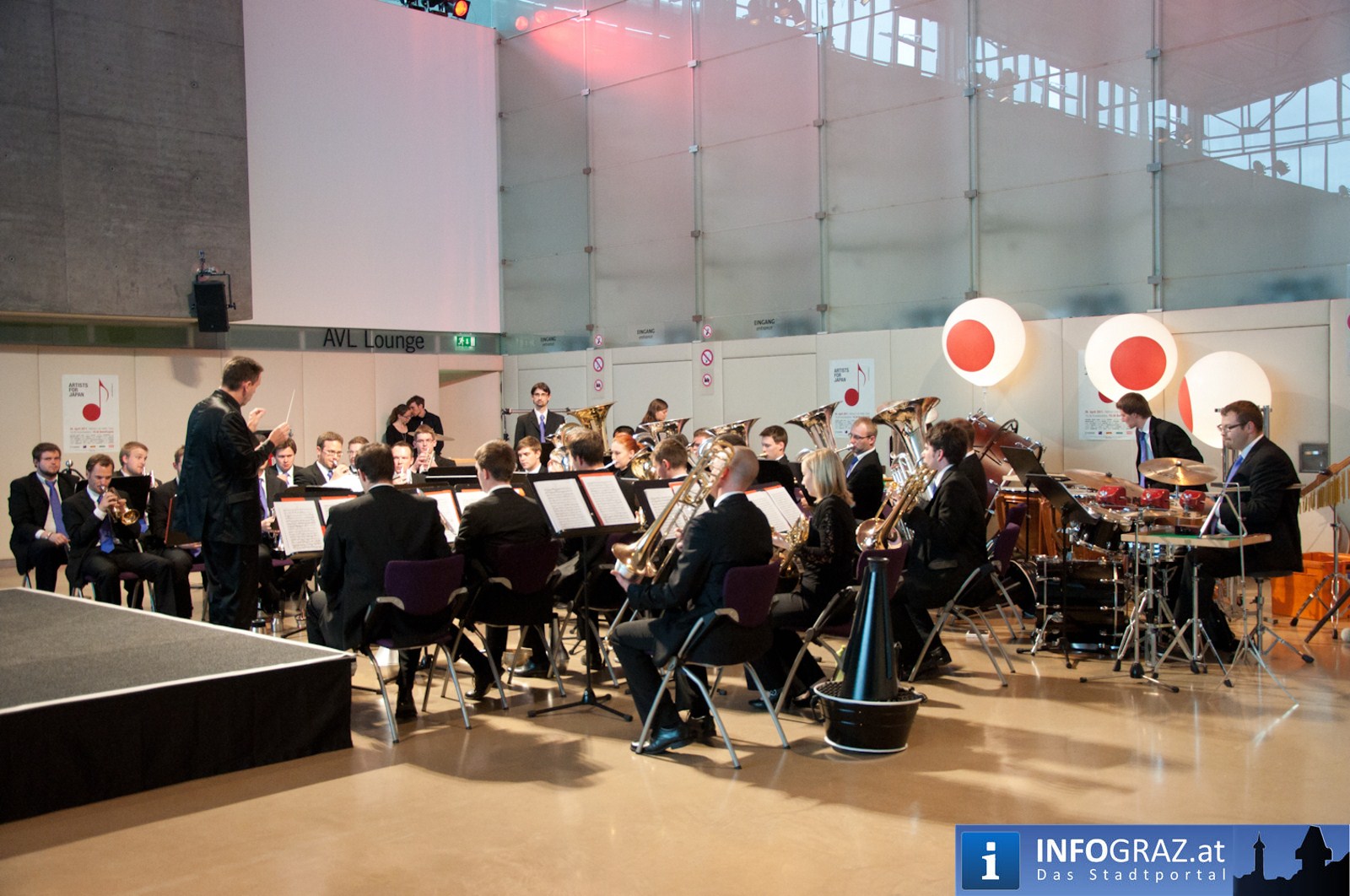 Artists for Japan Helmut List Halle Graz 20110426 29