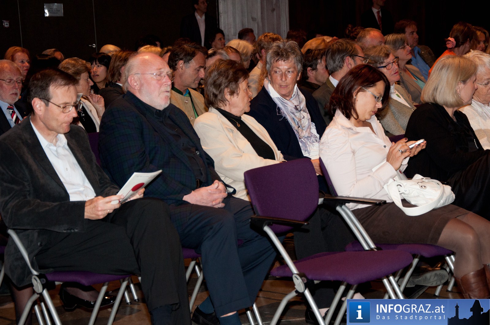 Artists for Japan Helmut List Halle Graz 20110426 38