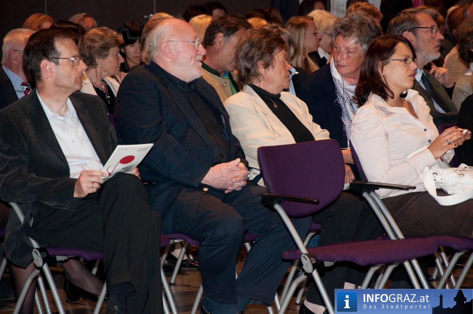 Artists for Japan Helmut List Halle Graz 20110426 40