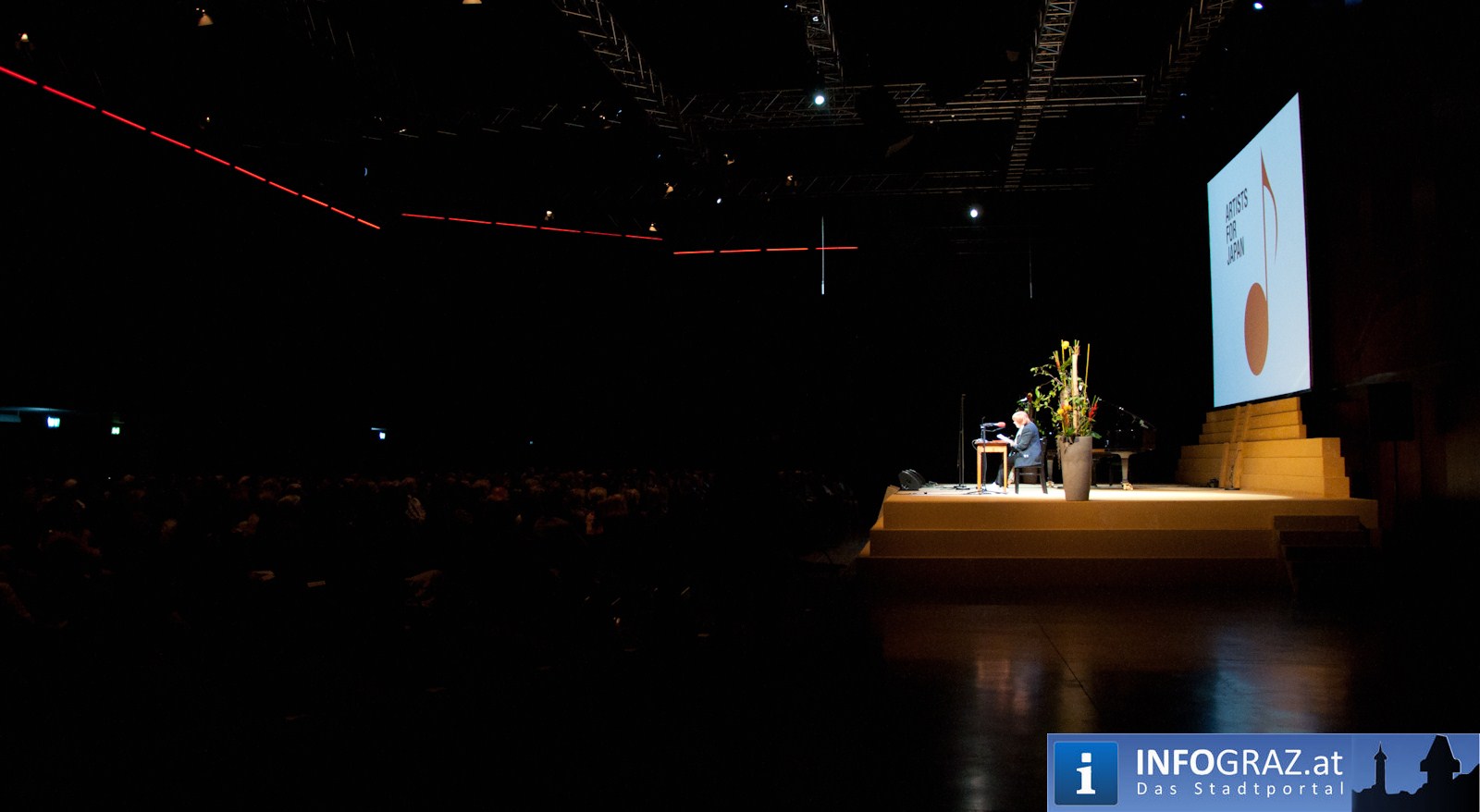 Artists for Japan Helmut List Halle Graz 20110426 56