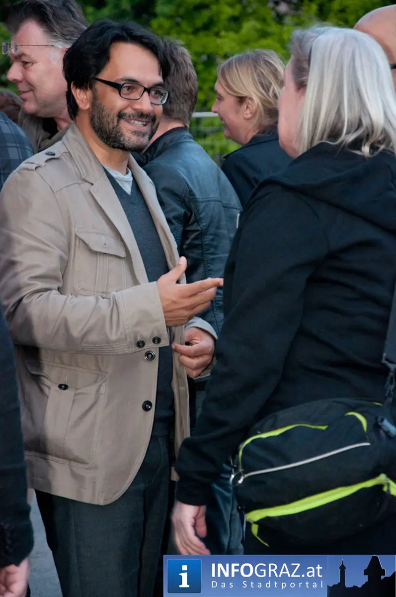 Eroeffnung Designmonat Chickzilla Taggerwerk Graz 20110506 49