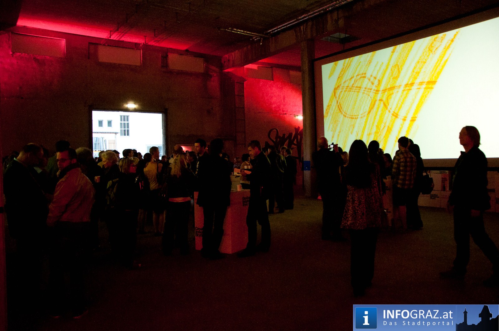 Eroeffnung Designmonat Chickzilla Taggerwerk Graz 20110506 53