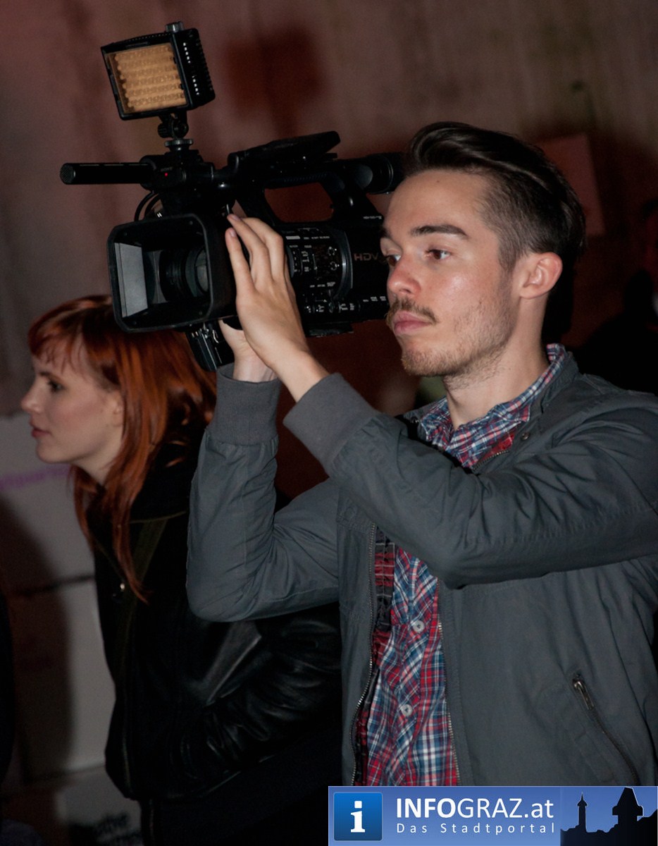 Eroeffnung Designmonat Chickzilla Taggerwerk Graz 20110506 65