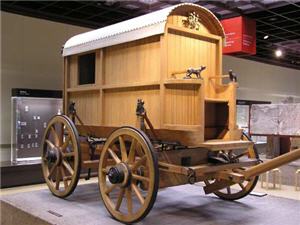 Graz,Reise,Transport,Jahrtausende, Mühe,Österreich,Buben,Spaß,Boulevard,Prävention,Misshandlung,berührt,Freiheit,Strategien,staatlich