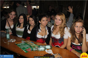 schwarzl see graz unterpremstaetten samstag 29 oktober 2011 oktoberfest dirndl lederhose 2011 10 29