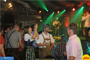 Schwarzl See Graz Unterpremstaetten Samstag 29 Oktober 2011 Oktoberfest Dirndl Lederhose 20111029