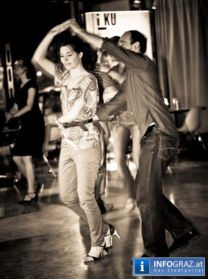 Salsa & Kizomba mit Conny & Dado - 003