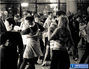 Graz,Salsa,Kizomba,Conny & Dado,IKU,05,04,2012,20120405,Mix,aus,Yogaelementen,Yoga,Dance,Pilates,Dance,Aerobic,Fitness,Dance