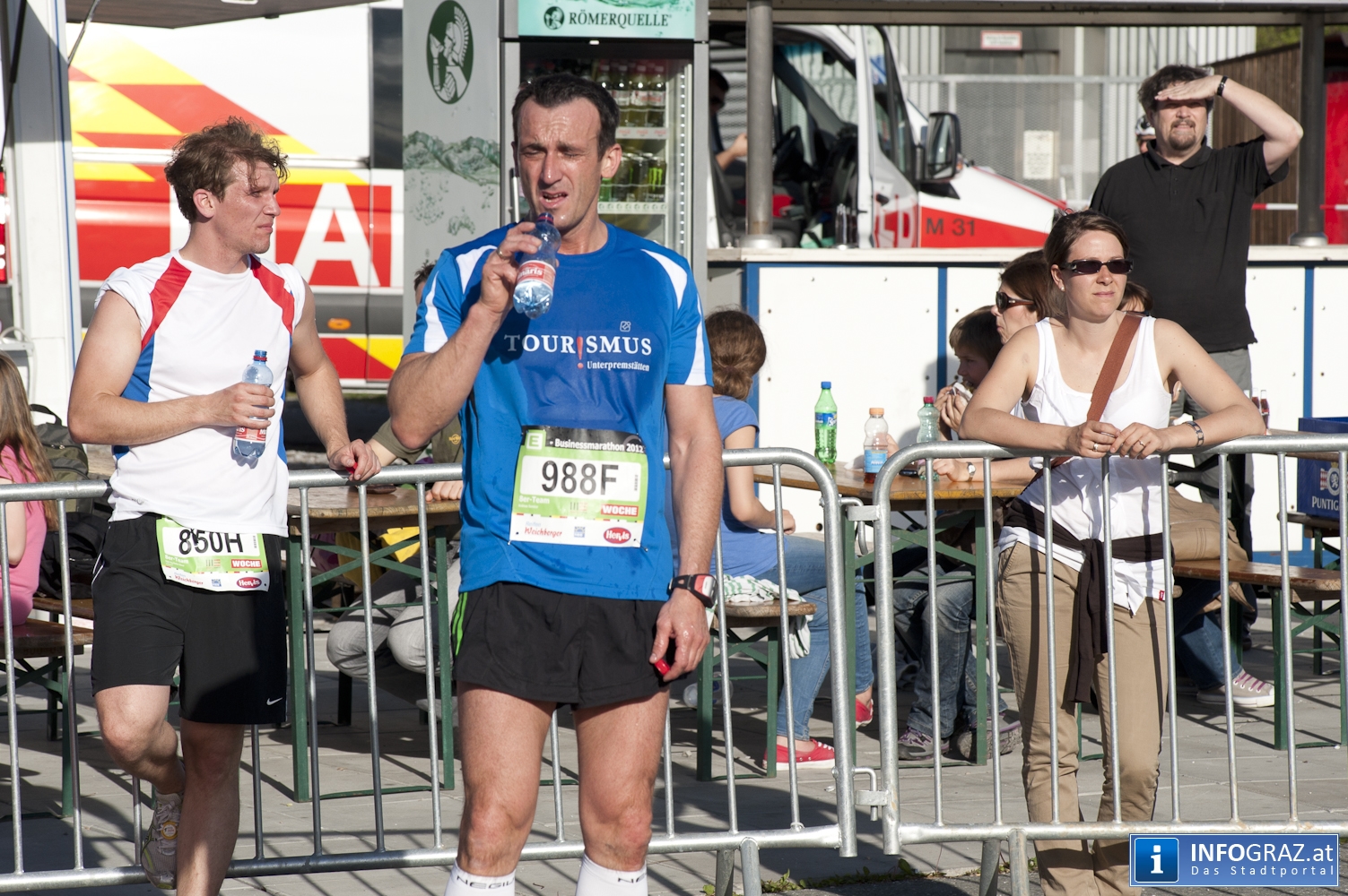 WOCHE E-Businessmarathon - 100