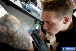 Tattoo Convention,Graz,25.5.2012,passion,fashion,Tattoo Artists,Old School,,Black&Grey,,Maori,Tribals,Bodypainting,Live Musik,Schwarzl See,Kunstwerke,unter die Haut,Stil