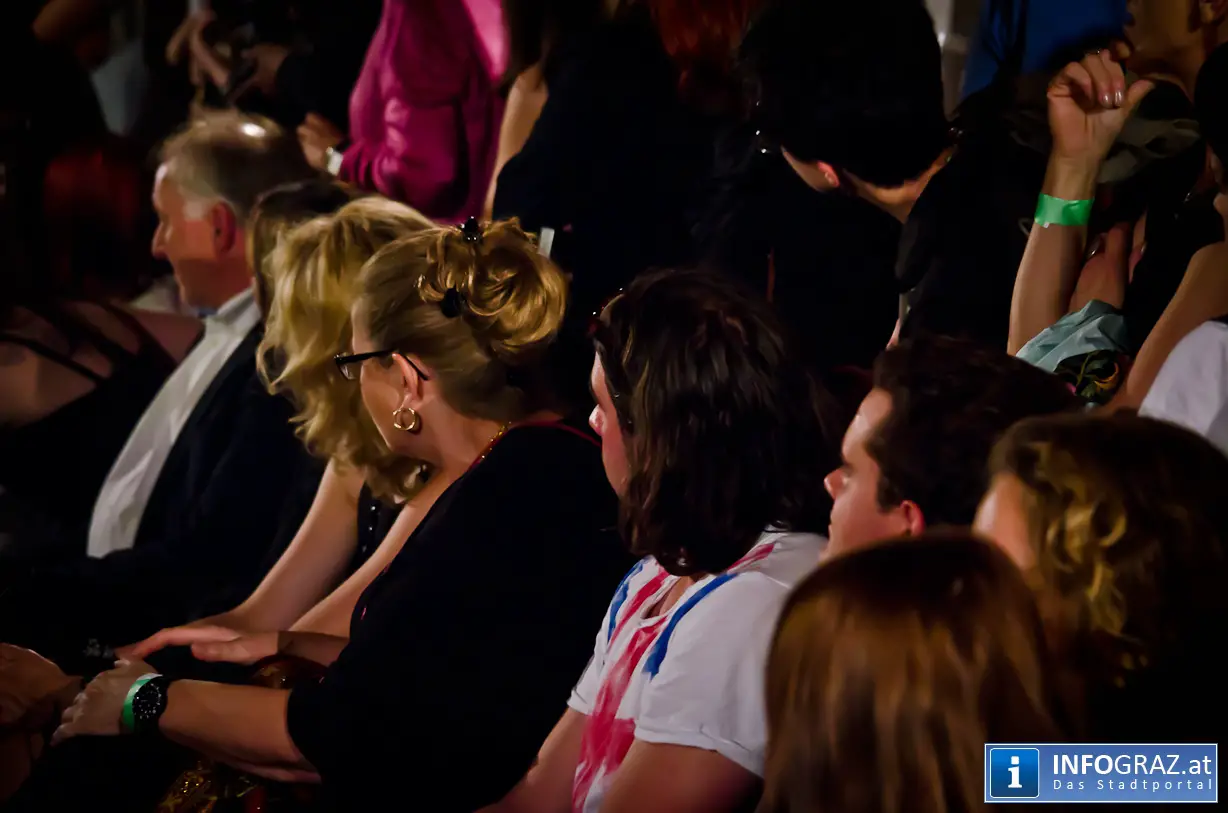 NATURA / PERICULUM / FINIS - 047