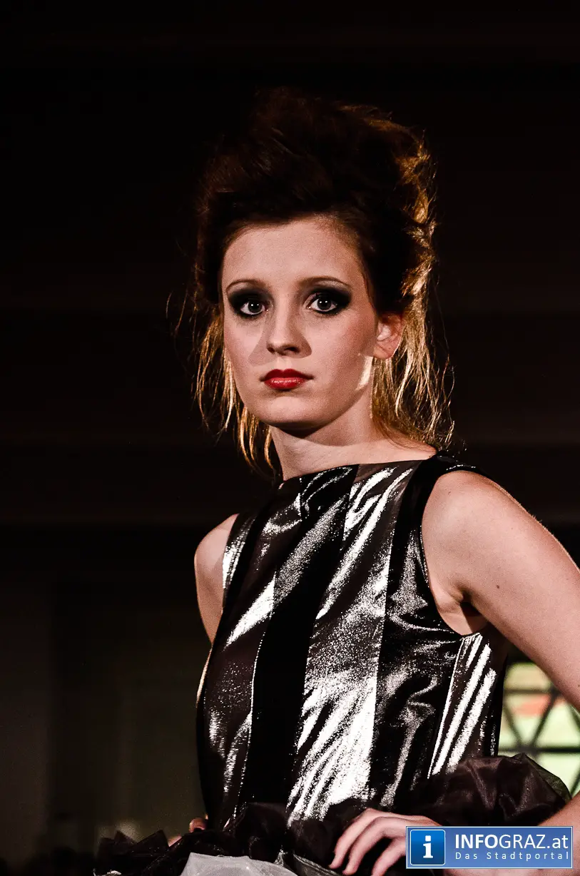 NATURA / PERICULUM / FINIS - 093