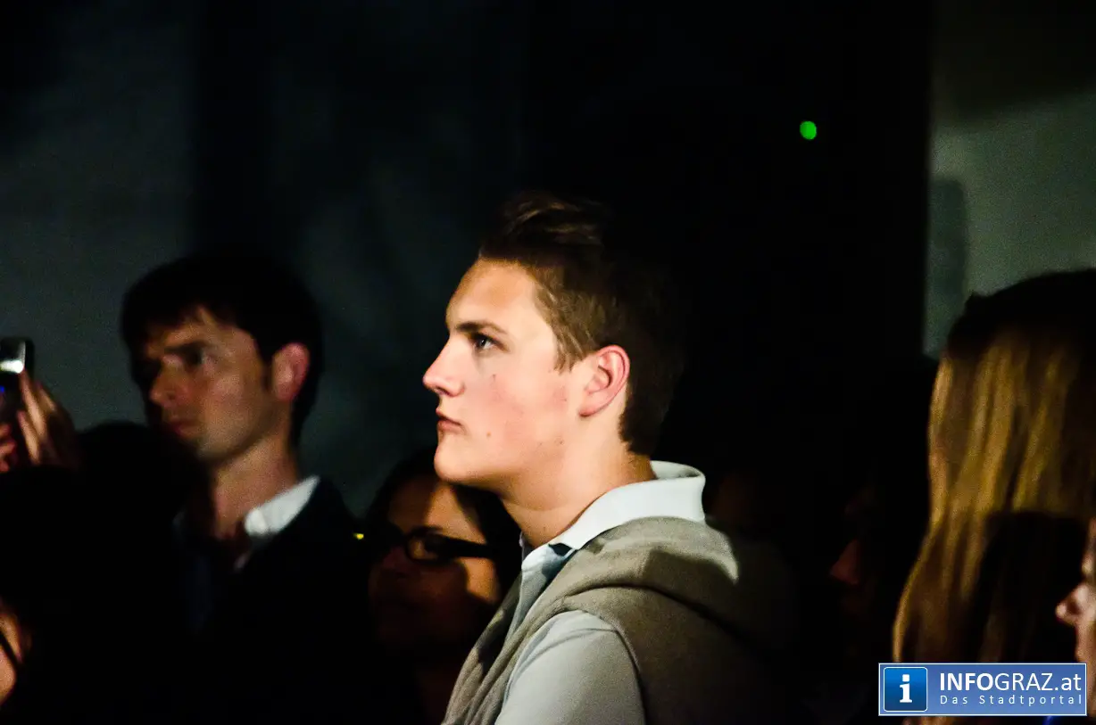 NATURA / PERICULUM / FINIS - 112