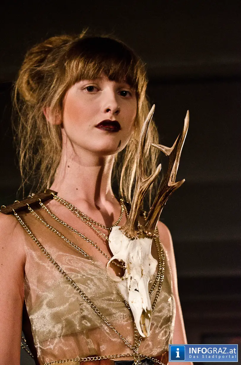 NATURA / PERICULUM / FINIS - 113