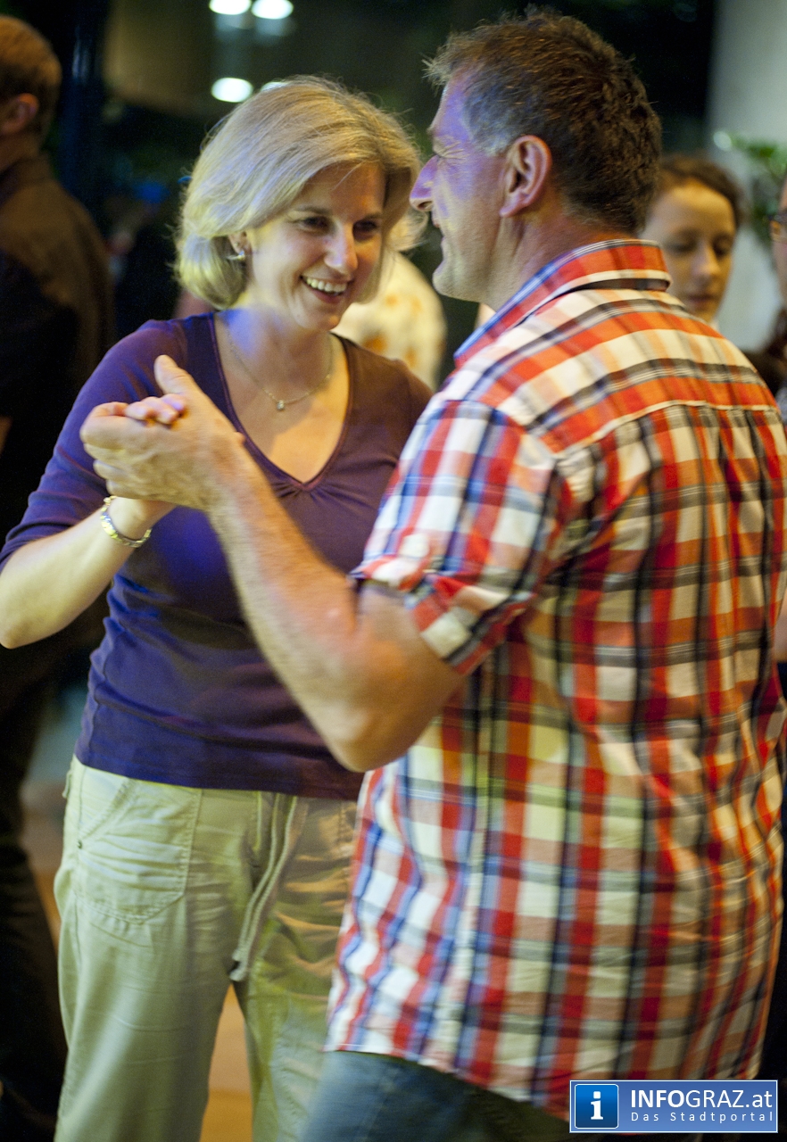 Erotisch sinnliche Stimmung im Grazer iKu - 025