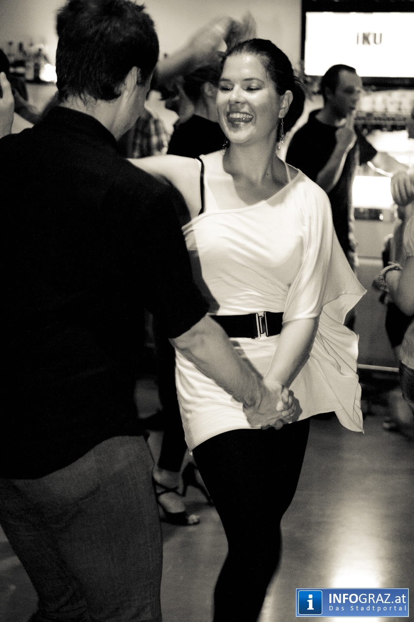 Erotisch sinnliche Stimmung im Grazer iKu - 064