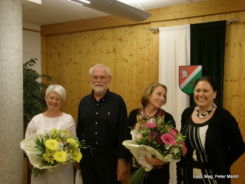 Satirisches Potpourri - Mag.a Anna Geiger, Dr. Franz Zebinger und Frau Eva Schrempf - 008