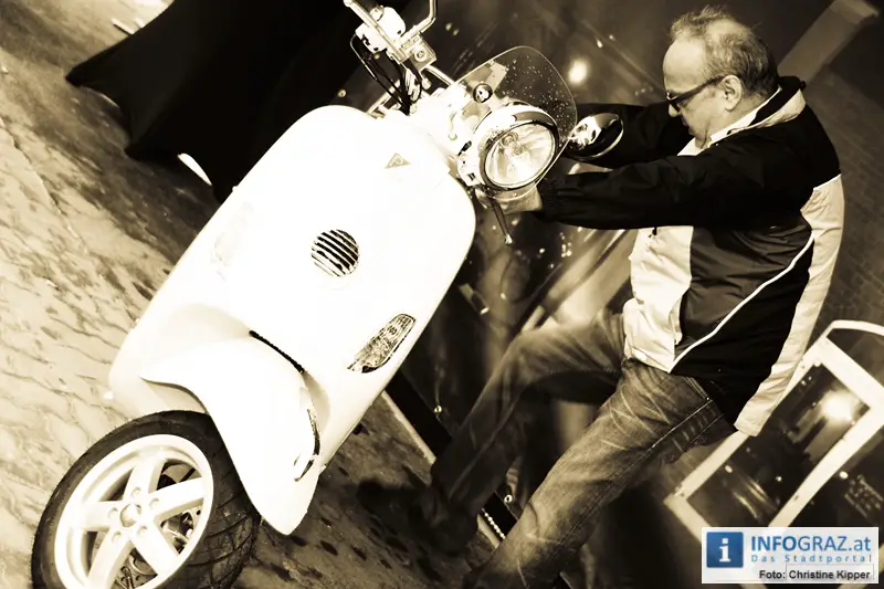 Vespa*Mania - Helmut List Halle Graz - 014