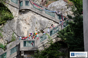Graz-Schal,Portal der Stadt Graz,Sozialstadträtin Martina Schröck,Gesellschaftsgruppen,Grazer,Seniorin,symbolisch,Die Laufmaschen
