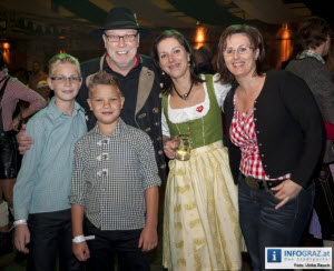 Oktoberfest 2012,schwarzl see,unterpremstätten,volksfest,dirndl online,top-star,oktoberfest 2012,trachtenmoden,dirndlkleider,dirndlkleid,traditionell,vergnügungspark,dirndl kleider,weißwurst,top-stars