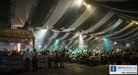 oktoberfest graz schwarzl see Grazer trachten bier bars dirndl trachtenmode tracht fans lederhosen feeling lederhose